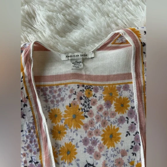 American Eagle | Floral Kimono - Picture 2 of 5